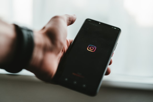 Engage-with-Audience-to-Unfreeze-Instagram